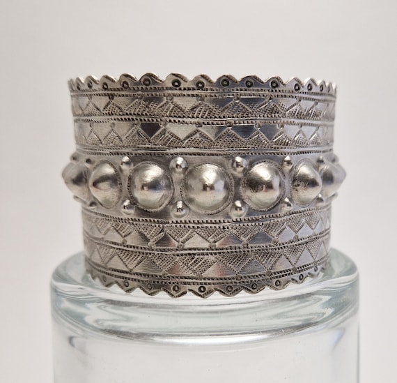 Bracelet-Manchette Ancien Ethnique en Argent - image 1