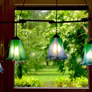 hanging lamp 5 light flower shaped, dining room kitchen island, interior lighting floral style, flower buds shaped chandelier image 6