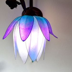 wall lamp white and violet in resin, fairy room ambiance light, flower lamp image 2