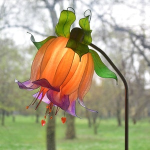 Flexible stem lamp for reading, flower-shaped fairy lamp for magic room, orange yellow purple resin lampshade light image 1