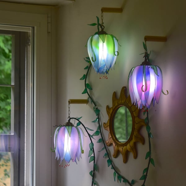 3-light wall lamp: hand-painted climbing flower shape for a romantic atmosphere