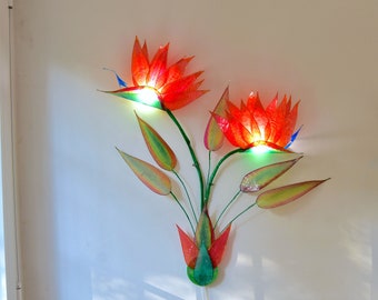 Aplique de 2 luces en forma de flores, lámpara floral para colgar en la pared, reproducción en resina de la flor de las aves del paraíso