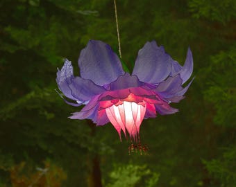 pendant lamp: hand-made and hand-painted 56 petals pink and purple flower