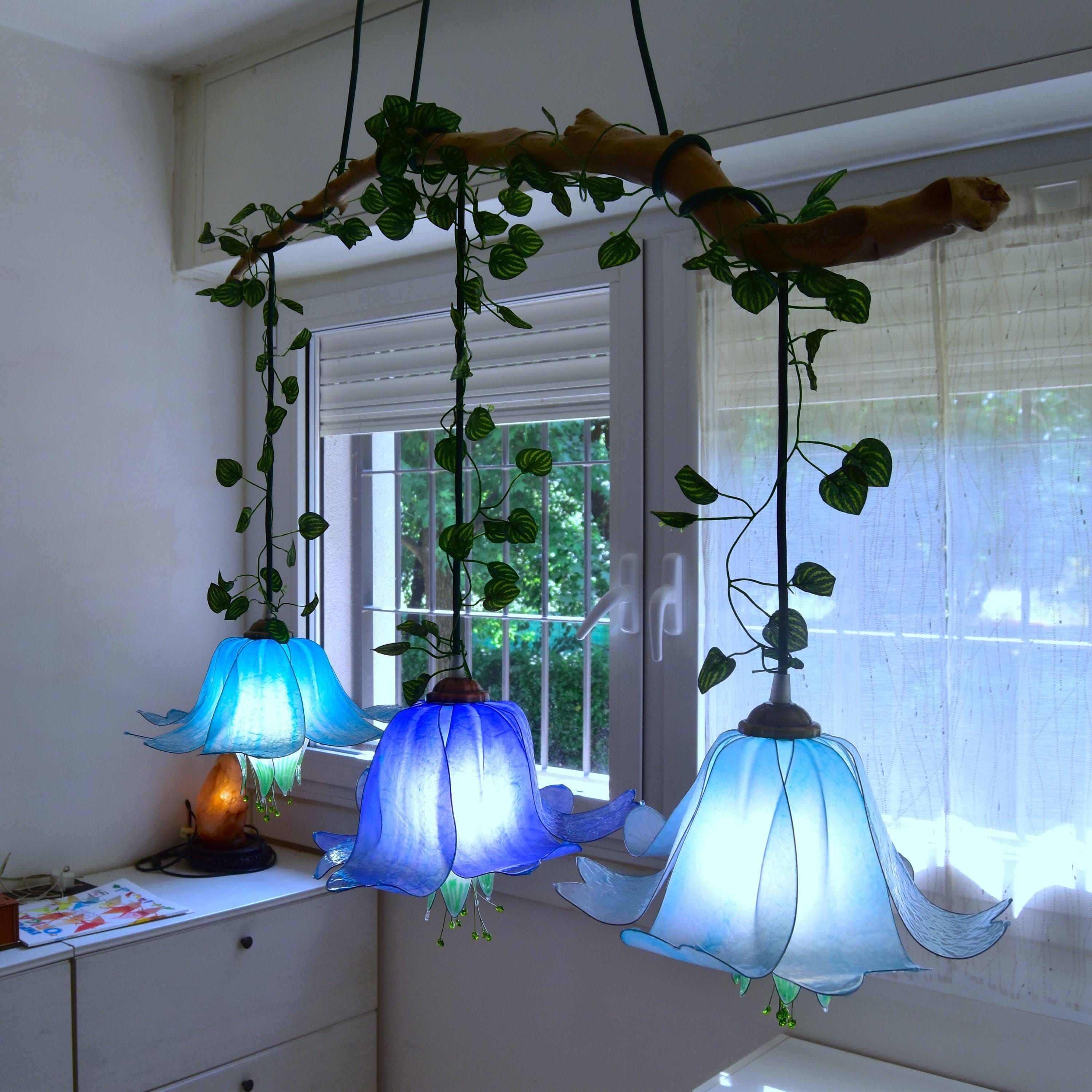 Floral 3-light Pendant Lamp Blue and White for a Romantic and
