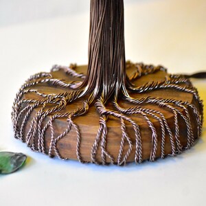 Lampada a forma di albero verde mosso dal vento, bonsai luminoso in resina fatto a mano, illuminazione e riproduzione di natura in casa immagine 9