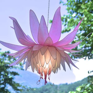 pendant lamp: pale pink and white flower-shaped resin made handpainted
