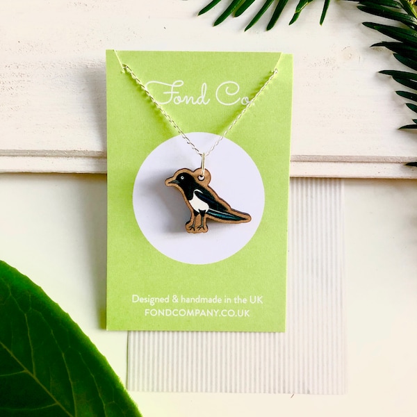 Magpie necklace. Handmade wooden Magpie necklace. Wooden necklace. Bird jewellery. Bird lover gift. Handmade Magpie necklace.