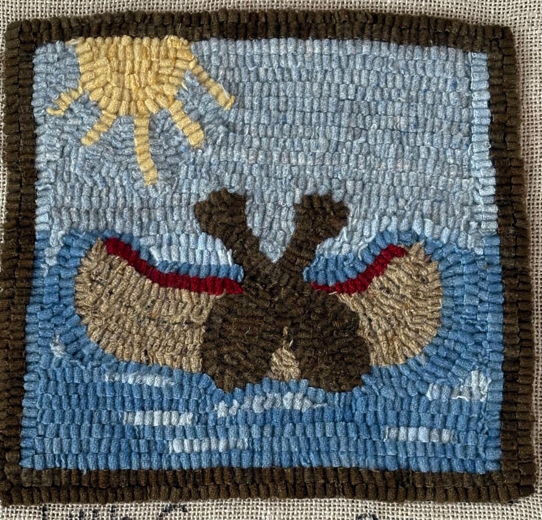 Little Canoe Pattern on Linen, 9