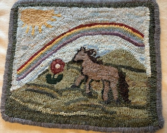 Rainbow Pony Primitive Rug Hooking Pattern, 16"x18", P119