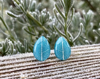 Turquoise Leaf Vein Stud Earrings: Botanical Resin Jewelry