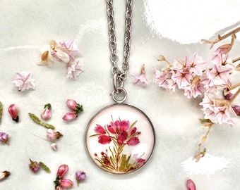 Real Heather Flower Pendant: Stainless Steel Resin Necklace