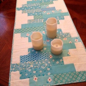 Quilt As You Sew "Zig Zag" Table Runner Quilt Pattern
