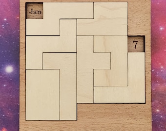 A puzzle a day wooden calendar - Mini