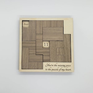 A puzzle a day wooden calendar - Mini