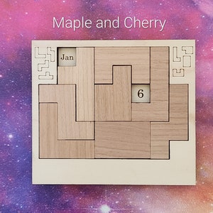 A puzzle a day wooden calendar - Mini
