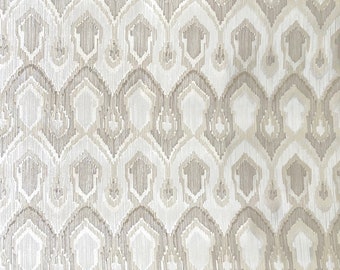 Vintage Wallpaper 1970s Disco Ikat Silver Platinum Print Retro Decor Metallic Finish 3 Yards / 9 Feet