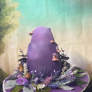 Lavender Wreathe Witch Hat image 3