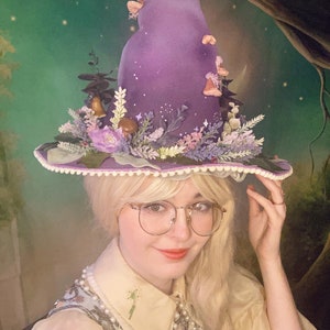 Lavender Wreathe Witch Hat image 8