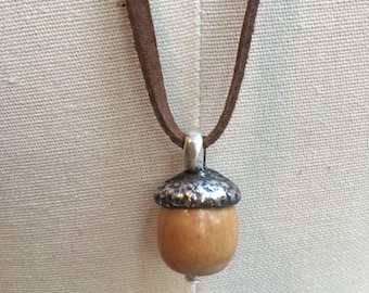 Acorn pendant on Leather chain , Acorn pendant , woodland jewelry , bohemian jewelry , Layered necklace , acorn charm