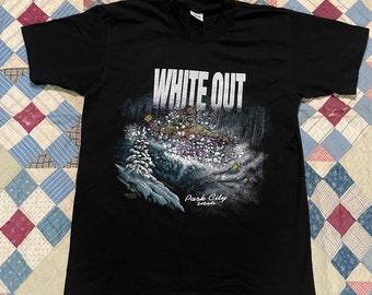 1990s Large San Segal WHITE OUT Utah Souvenir Ski T-shirt / 90s Graphic Tee / Single Stitch Black Sports Shirt