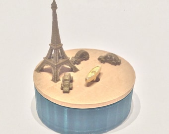 Paris  Music Box 3D Printed , “You Are My Sunshine”,  Musical Box, Music Boxes, Personalized Music Box, WIND UP, Eiffe, Green, Wood, Metalic