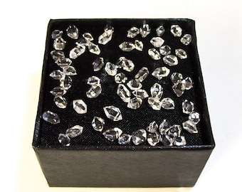 A+++ Tiny Herkimer Diamond loose raw - Herkimer Diamond Crystal - April Birthstone (2 - 4 mm)