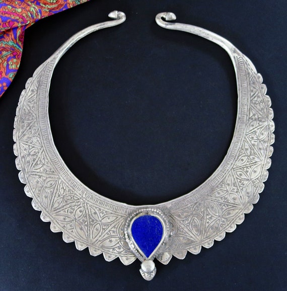 Opulent Vintage Navajo 'Native American Jewelry Silver Tube' Lapis Sterling Necklace Old Opulent Vintage Navajo 'Native American Jewelry Silver Tube' Lapis Sterling Necklace Old