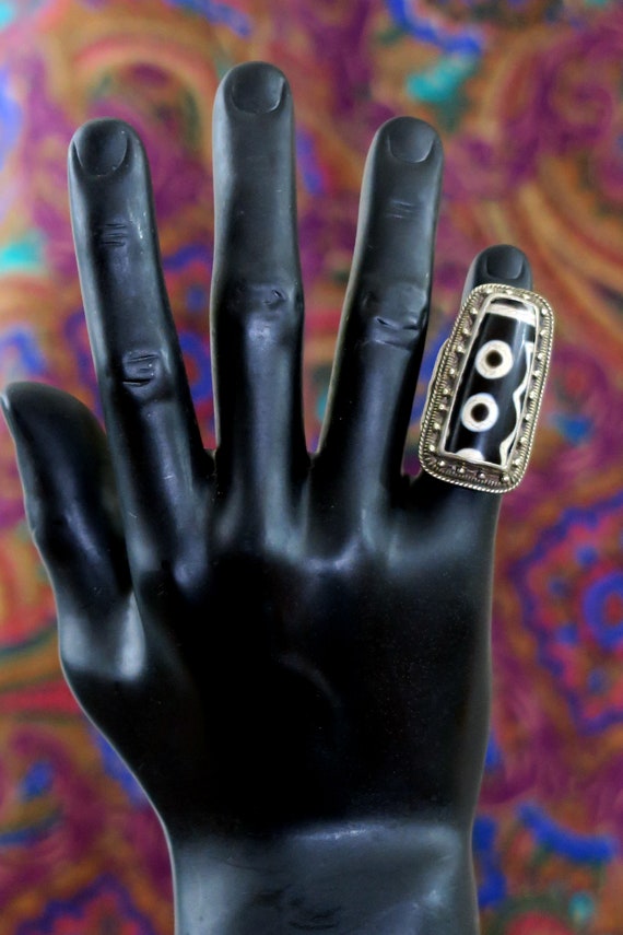 LARGE TIBETAN RING - Vintage Silver Amulet Ring w… - image 7