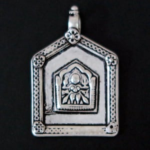 VINTAGE SHIVA PENDANT - Silver Bhairava Temple Pendant - Handcrafted Tribal Jewelry Amulet from Northern India - Collectible
