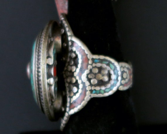 silverjewelgems Coral Turquoise Nepali Jewelry Tibetan Silver Plated Ring 9 S20496 silverjewelgems Coral Turquoise Nepali Jewelry Tibetan Silver Plated Ring 9 S20496