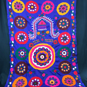 OLD UZBEKI SUZANI - Large Vintage Handcrafted Tribal Textile from Uzbekistan in Central Asia - 87 x 59 Inches (221 x 150 cm)