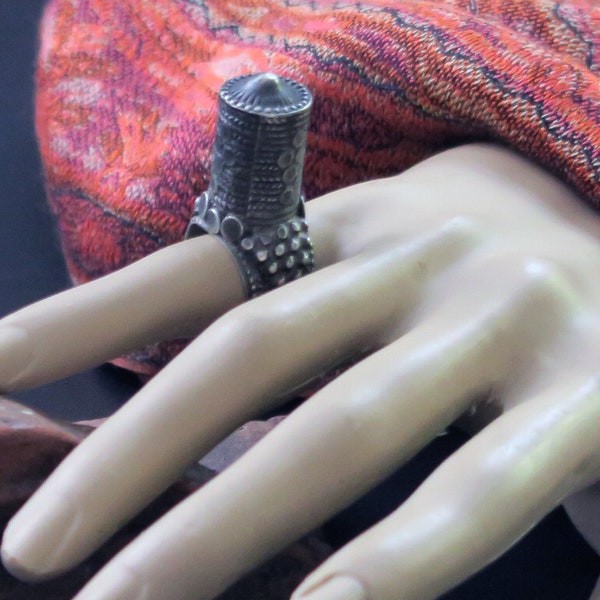 OLD TOWER RING Handcrafted in Yemen - Collectible Rashaida Tribal Jewelry - Ring Size 6.5