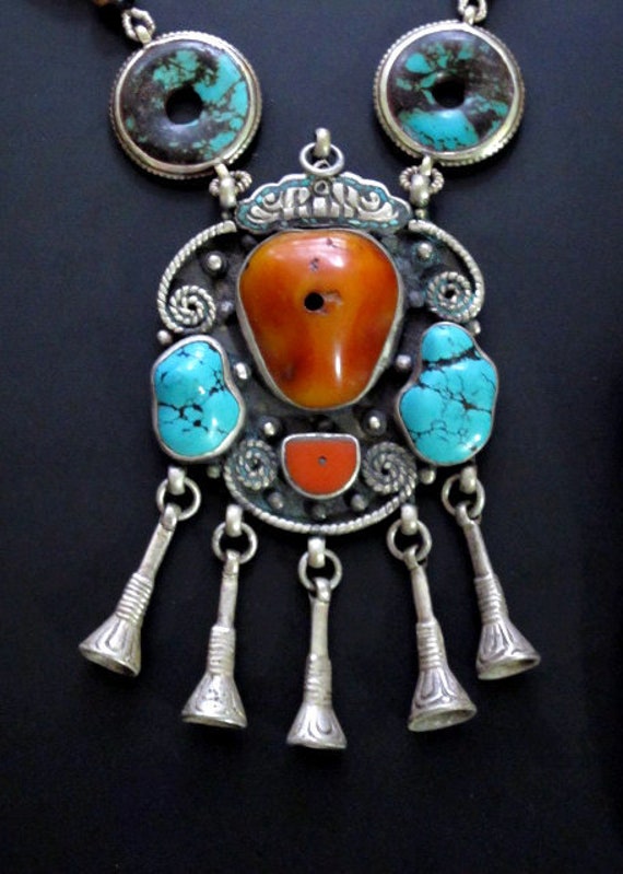 Unique Elegant Vintage Style Tibetan Silver Big Beeswax Amber Necklace 