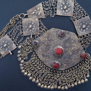 VINTAGE KASHMIRI NECKLACE - Very Old Dal-Lake Necklace - Handcrafted Tribal Jewelry from Kashmir in Central Asia