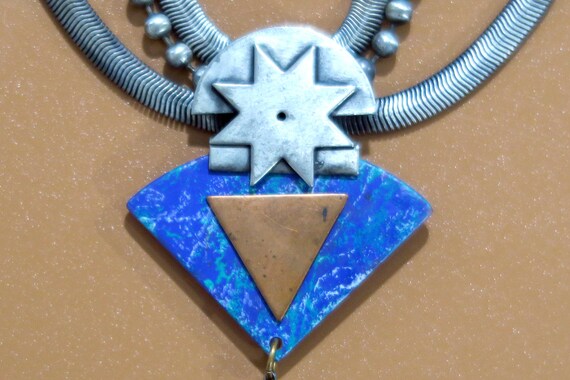 UNUSUAL VINTAGE NECKLACE with Large Blue Pendant … - image 6