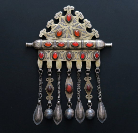 ANTIQUE TURKMEN JEWELLERY Very Old Silver Tumar pendant With