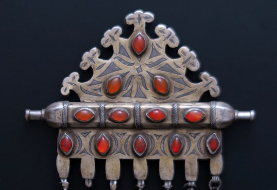 ANTIQUE TURKMEN JEWELLERY - Very Old Silver Tumar-pendant With