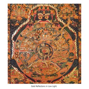 Pode incluir: Uma pintura de mandala budista tibetana colorida que representa uma roda da vida com detalhes intrincados e acentos dourados. A figura central &eacute; uma divindade com m&uacute;ltiplos olhos e uma express&atilde;o feroz. A pintura est&aacute; sobre um fundo escuro.