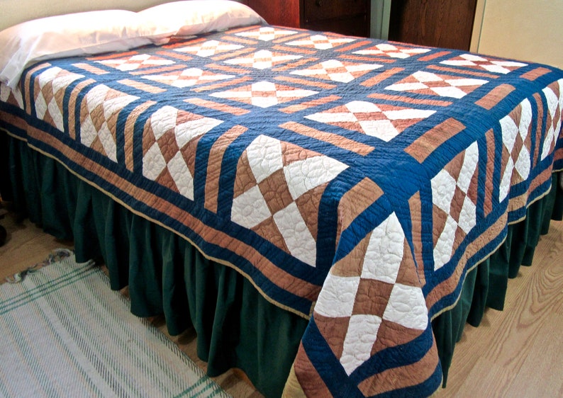Bachelor/'s Puzzle Antique Quilt in Brown Blue,and White Dark Indigo Blue and White Solid Fabrics Hand Quilted Vintage Quilt in Brown