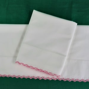 Vintage White Pillowcases with Pink and White Hand Crocheted Lace Edge, Matching Pair/ Cotton Pillow Cases / Pillow Slips