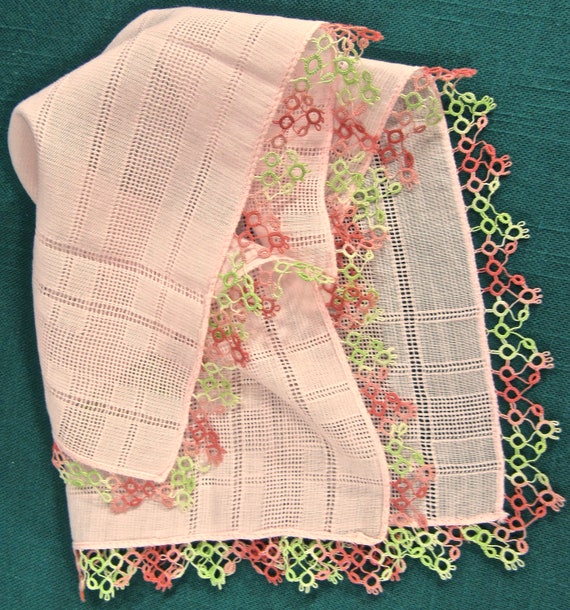 Two Vintage Hankies with Tatted Edges/ White Line… - image 5