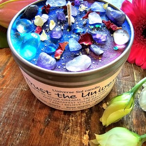 Trust the Universe: Rose Quartz, Amethyst Crystal Candle, Floral Citrus Scented Soy Wax | Spiritual Gift image 3