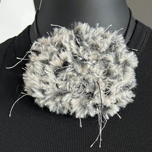 07 Stocking Stuffer Black White Corded Collar