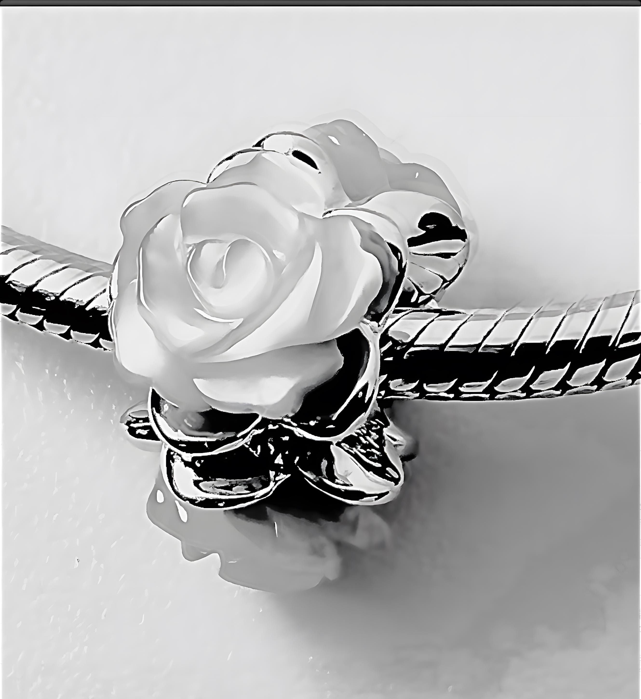 パンドラ925スターリングシルバーのチャーム。ピンクの光沢のあるバラ