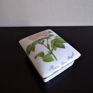 Pink Rose Trinket Box - Porcelaine De Paris Container - Made in France - Vintage Home Decor - Tarot Card Holder - Unique Birthday Gift