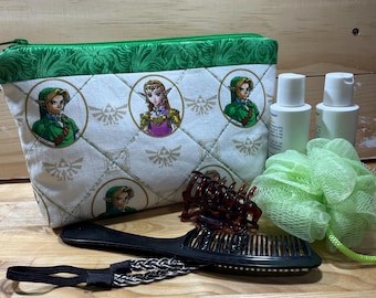 Neceser / Maquillaje / Viaje / Accesorio / Bolsa multiusos / Estuche / Estuche Hecho con tela de Link y Zelda