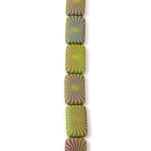 Perline rettangolari in vetro ceco - Verde gaspeite opaco con finitura arcobaleno e design a spirale del sole inciso al laser - 19 x 12 mm - 6 perline