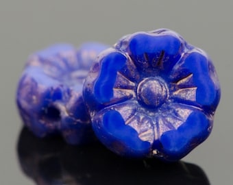 Czech Glass Hibiscus Flower Beads - Pansy Beads - Royal Blue Silk with Bronze Finish - 7mm - 12 Beads