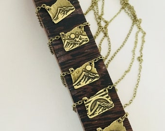 Oregon cutout necklace *Personalized-landscapes, dates, names, ect* size is 3/4" x 3/4" size small