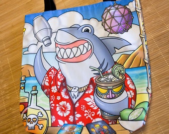 Sac cabas coloré illustration "requin". Sac fourre-tout unisexe dessin original. Tote bag illustration humoristique originale requin barman